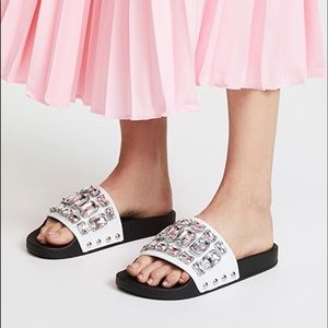 NWTs Botkier Freda Sandals Size 10